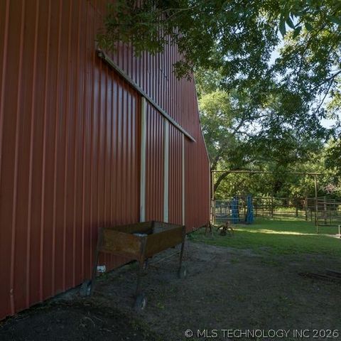 4100 N Wood Highway, Okmulgee, OK 74447