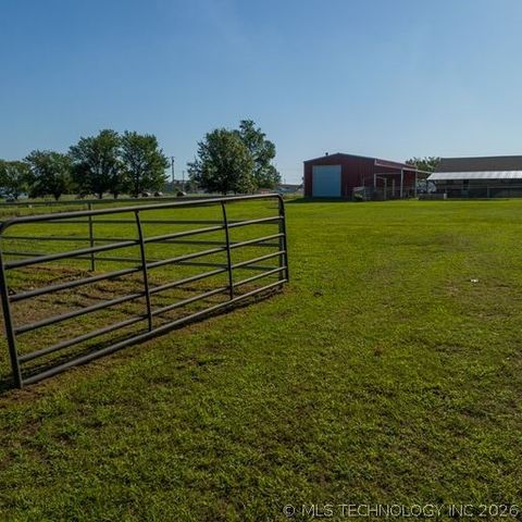 4100 N Wood Highway, Okmulgee, OK 74447
