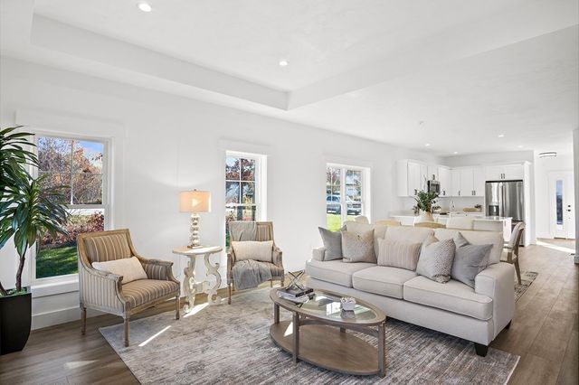 25 Salisbury Hill Blvd. 56, Worcester, MA 01609