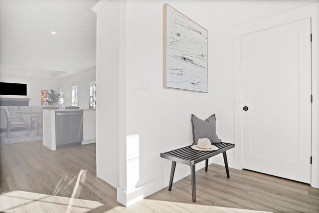 25 Salisbury Hill Blvd. 56, Worcester, MA 01609