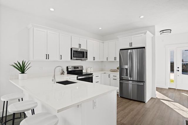 25 Salisbury Hill Blvd. 56, Worcester, MA 01609