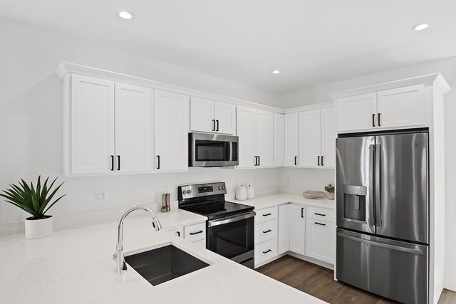 25 Salisbury Hill Blvd. 56, Worcester, MA 01609