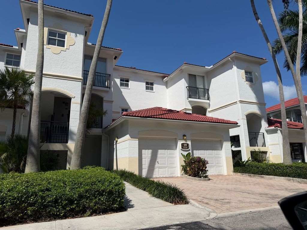 3225 NE 184th Street 10303, Aventura, FL 33160