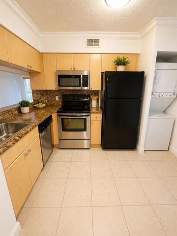 1122 Coral Club Dr 1122, Coral Springs, FL 33071