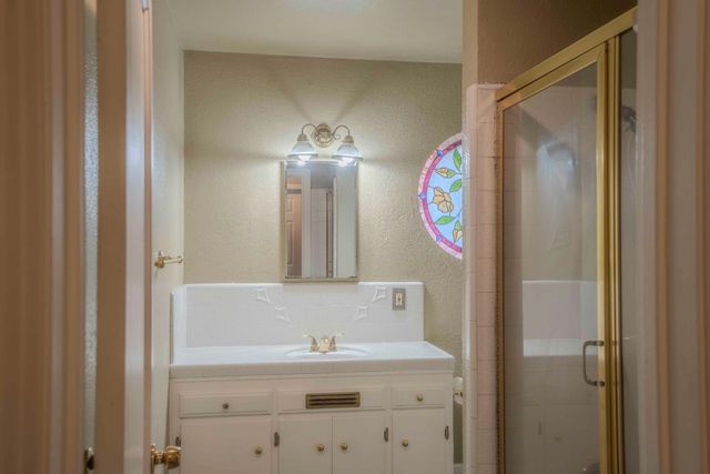 2426 N Adoline Avenue, Fresno, CA 93705