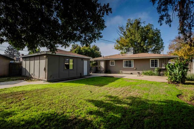 2426 N Adoline Avenue, Fresno, CA 93705