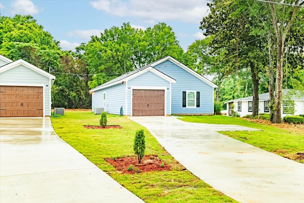 1915 Schatulga Road, Columbus, GA 31907