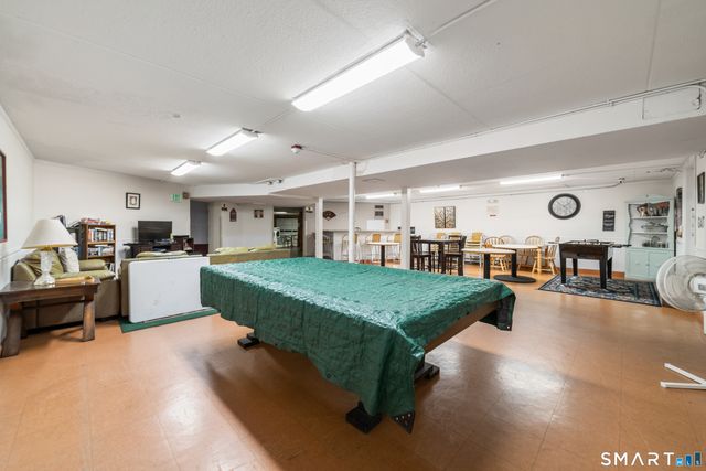 1700 Broadbridge Avenue B33, Stratford, CT 06614