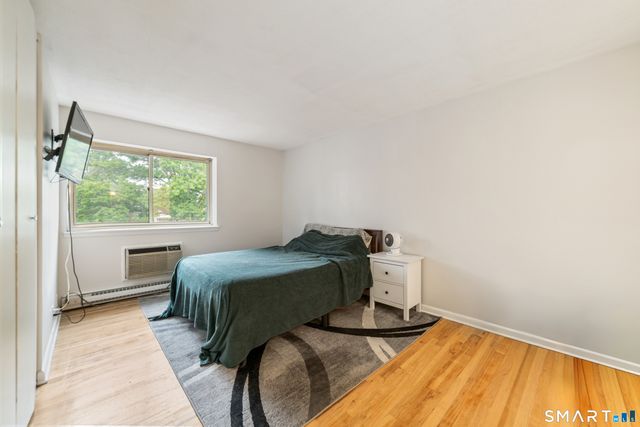 1700 Broadbridge Avenue B33, Stratford, CT 06614