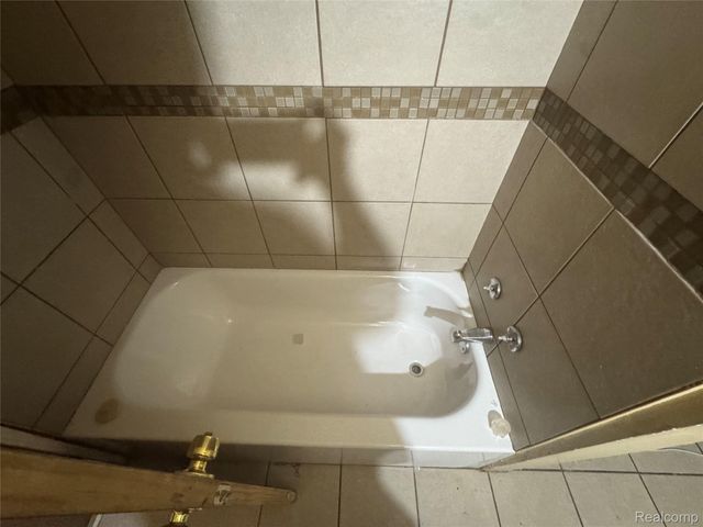 15375 Freeland Street, Detroit, MI 48227