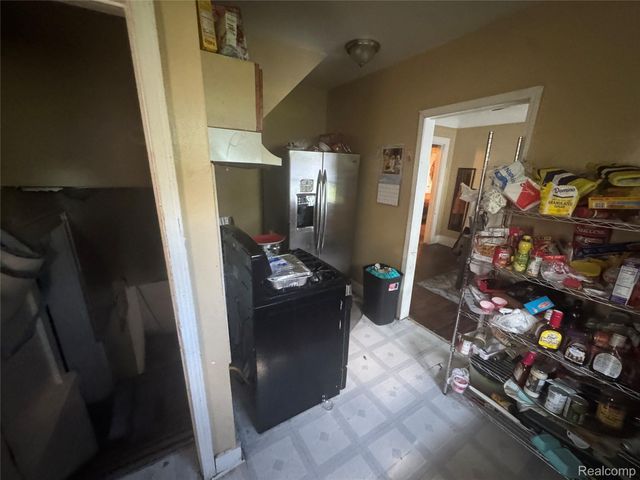 15375 Freeland Street, Detroit, MI 48227