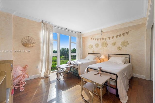 10275 Collins Ave 334, Bal Harbour, FL 33154