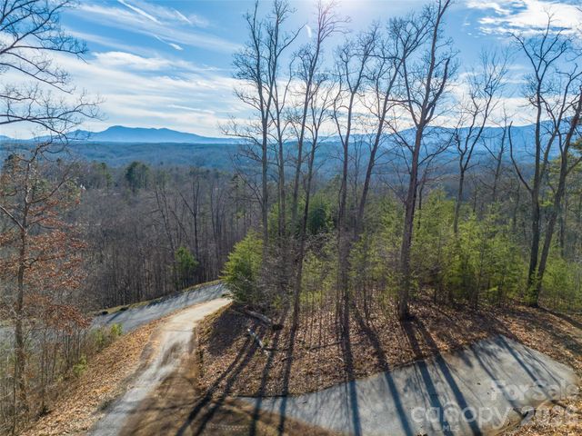 223 Rock Ledge Drive, Lake Lure, NC 28746