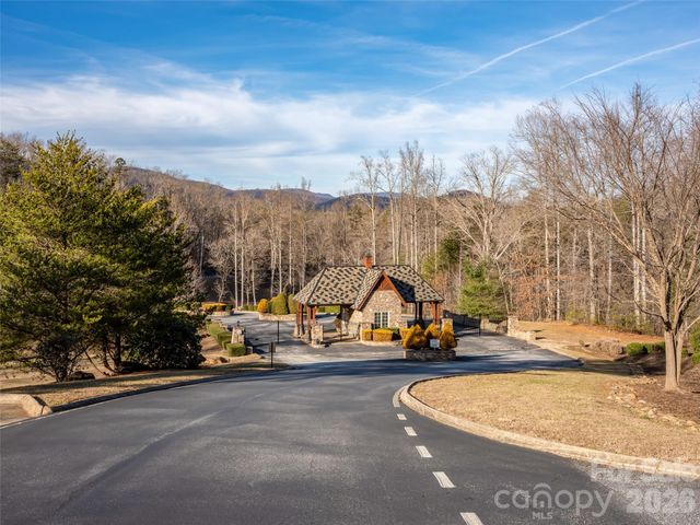 223 Rock Ledge Drive, Lake Lure, NC 28746