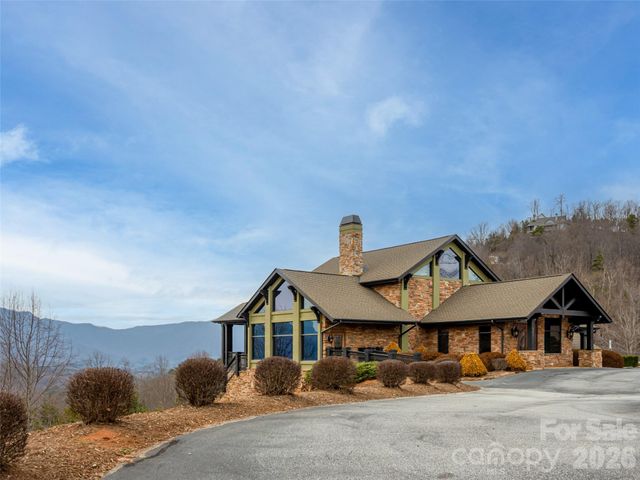 223 Rock Ledge Drive, Lake Lure, NC 28746