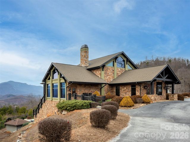 223 Rock Ledge Drive, Lake Lure, NC 28746