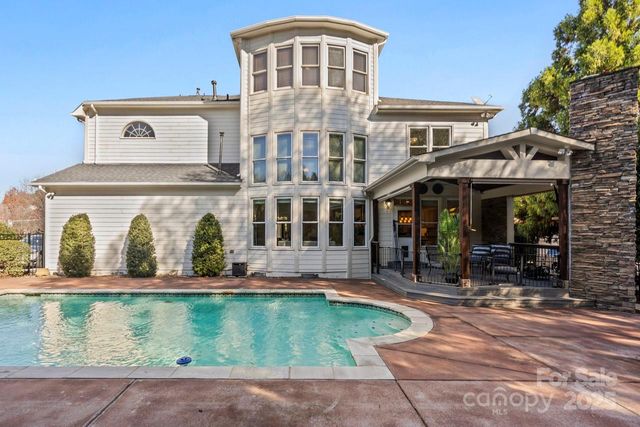 16517 Sutters Run Lane, Huntersville, NC 28078