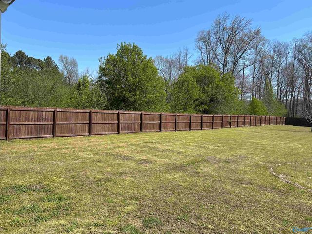 15546 Curtis Lane, Athens, AL 35611