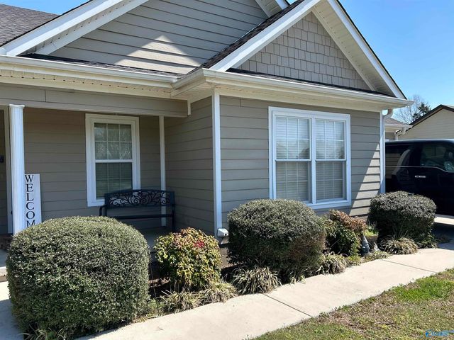 15546 Curtis Lane, Athens, AL 35611