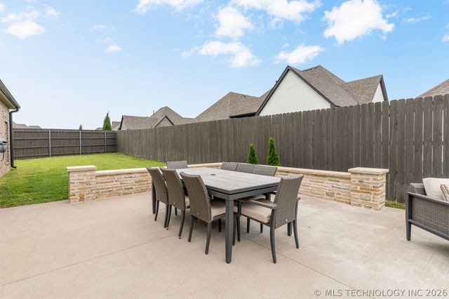 4206 S 168th Place E, Tulsa, OK 74134