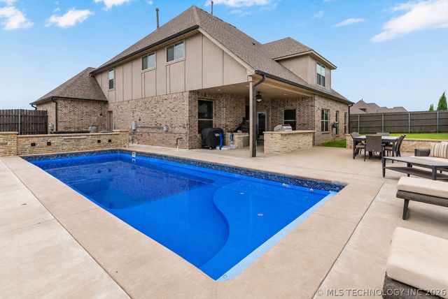 4206 S 168th Place E, Tulsa, OK 74134