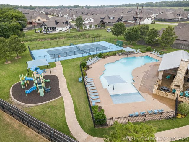 4206 S 168th Place E, Tulsa, OK 74134