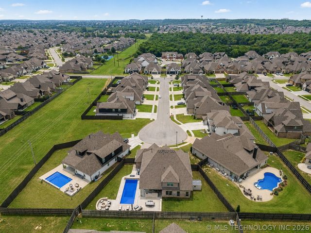 4206 S 168th Place E, Tulsa, OK 74134