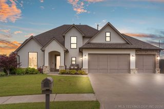 4206 S 168th Place E, Tulsa, OK 74134
