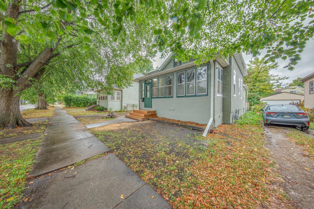 415 Bay Street, Saint Paul, MN 55102 — photo 2