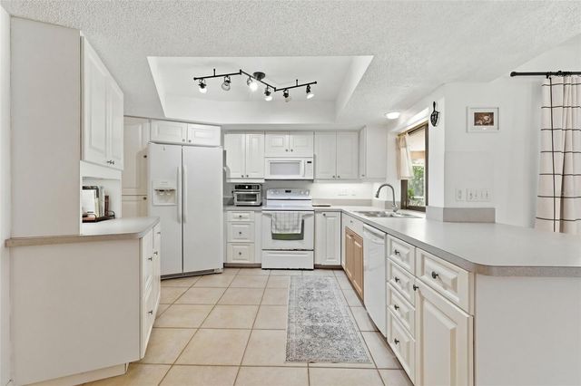 3927 COUNTRY VIEW LANE, Sarasota, FL 34233