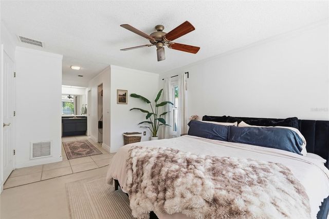 3927 COUNTRY VIEW LANE, Sarasota, FL 34233