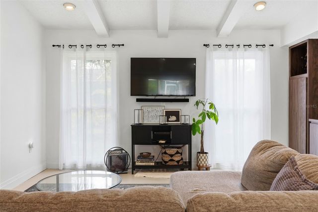 3927 COUNTRY VIEW LANE, Sarasota, FL 34233