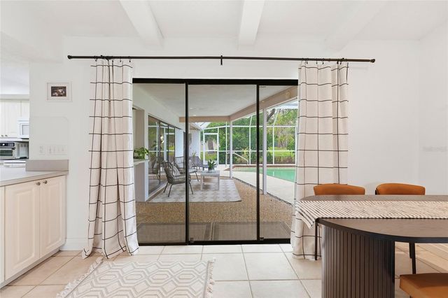 3927 COUNTRY VIEW LANE, Sarasota, FL 34233