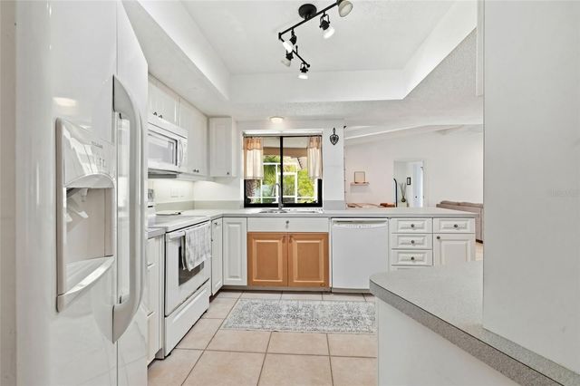 3927 COUNTRY VIEW LANE, Sarasota, FL 34233