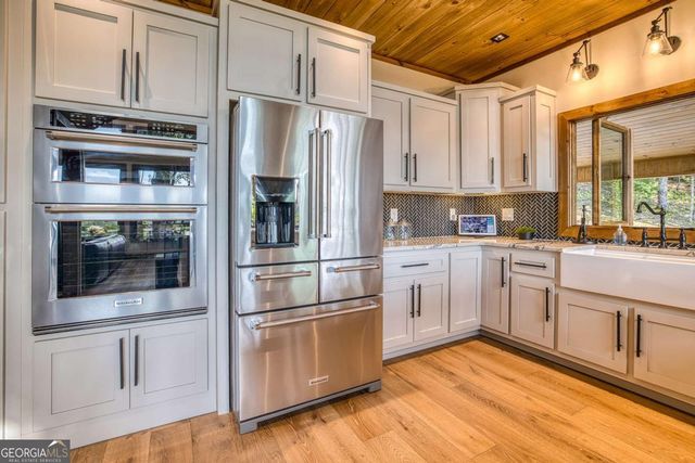 245 Mountain Retreat Drive, Morganton, GA 30560