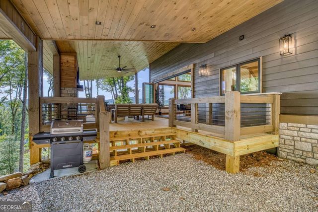 245 Mountain Retreat Drive, Morganton, GA 30560