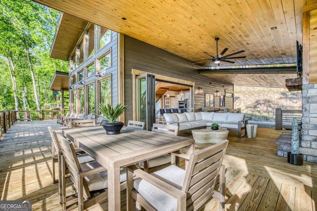 245 Mountain Retreat Drive, Morganton, GA 30560
