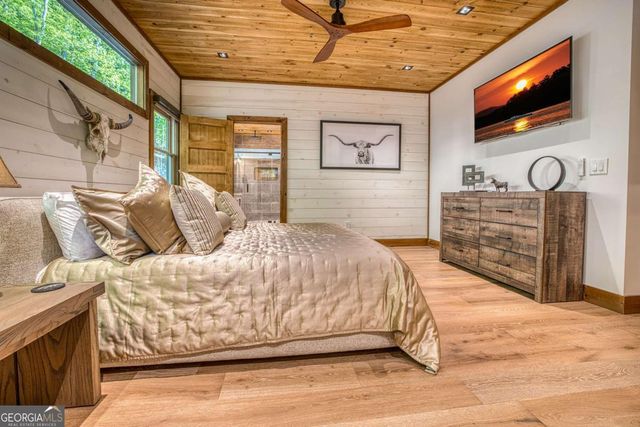 245 Mountain Retreat Drive, Morganton, GA 30560