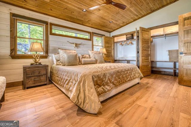 245 Mountain Retreat Drive, Morganton, GA 30560