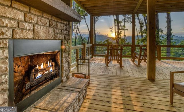 245 Mountain Retreat Drive, Morganton, GA 30560