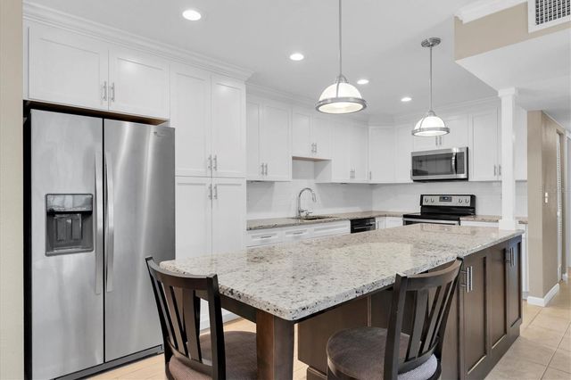 3114 LAKE PINE WAY B2, Tarpon Springs, FL 34688