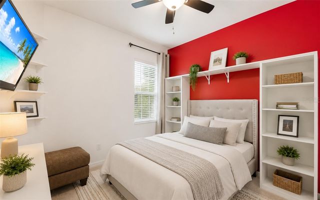 1136 E 10TH STREET, Apopka, FL 32703