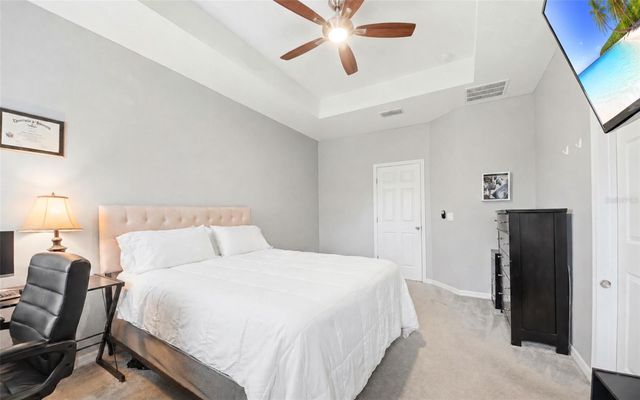 1136 E 10TH STREET, Apopka, FL 32703