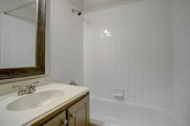 1304 Robin Street, Houston, TX 77019