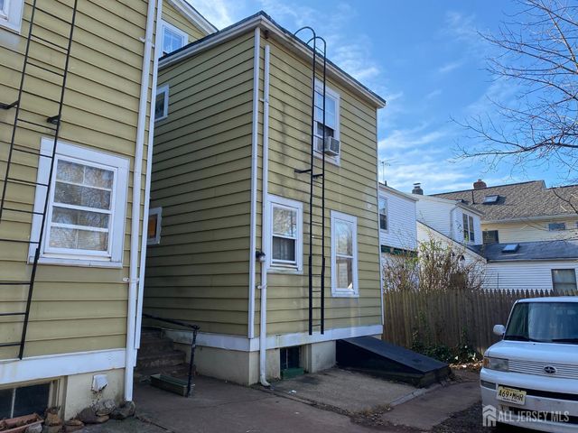 237 Montgomery Street 3, Highland Park, NJ 08904