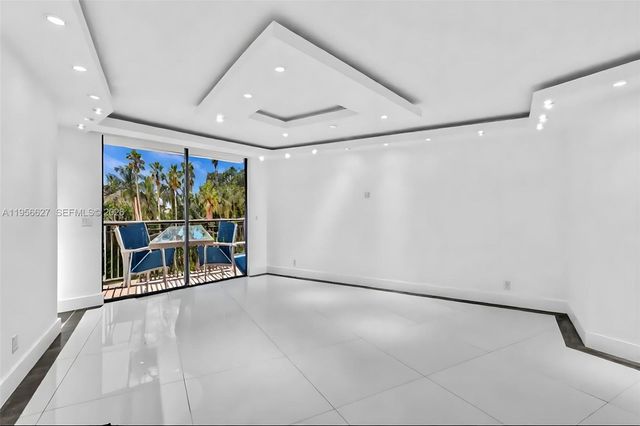 3800 N Hills Drive 312, Hollywood, FL 33021