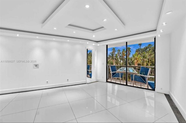 3800 N Hills Drive 312, Hollywood, FL 33021