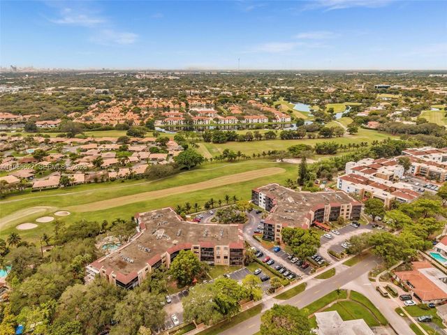3800 N Hills Drive 312, Hollywood, FL 33021