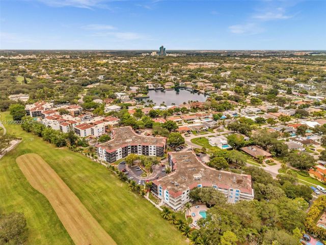 3800 N Hills Drive 312, Hollywood, FL 33021