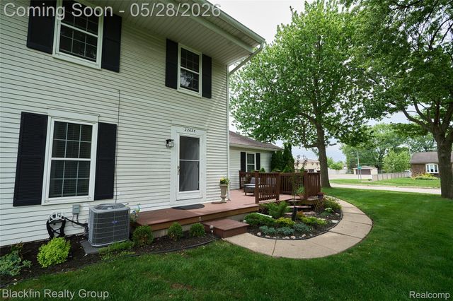 22625 Martin Road, St. Clair Shores, MI 48081